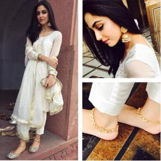 Maya Ali feet photo 3