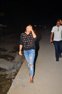Alia Bhatt feet photo thumbnail