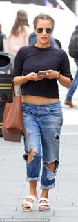 Caroline Flack feet photo thumbnail