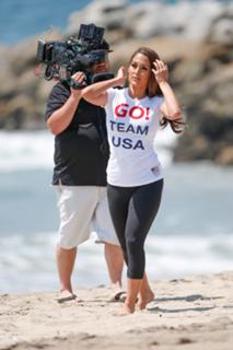 Nikki Garcia feet photo thumbnail