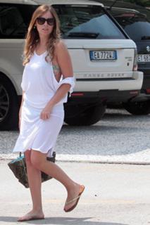 Maria Elena Boschi feet photo 5