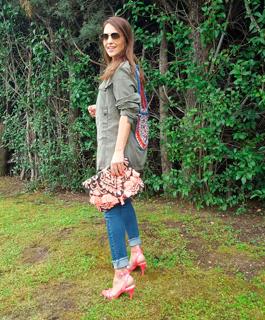 Paula Echevarría feet photo thumbnail