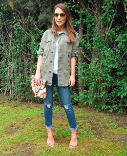 Paula Echevarría feet photo thumbnail