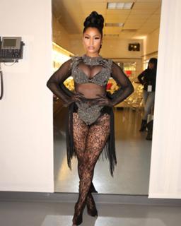 Nicki Minaj feet photo thumbnail