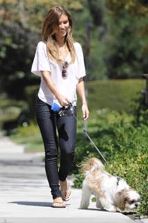 Audrina Patridge feet photo thumbnail