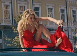 Vera Brezhneva feet photo thumbnail