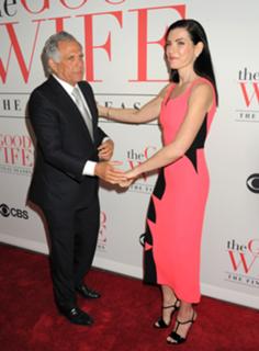 Julianna Margulies feet photo thumbnail
