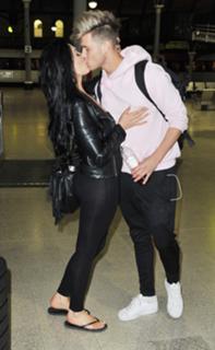 Chloe Ferry feet photo thumbnail