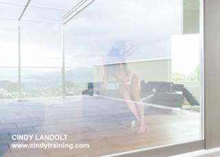 Cindy Landolt feet photo thumbnail