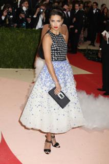Adriana Lima feet photo thumbnail