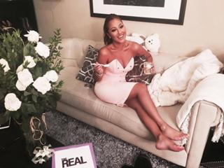 Adrienne Houghton feet photo thumbnail