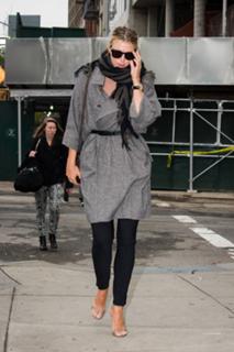 Maria Sharapova feet photo thumbnail