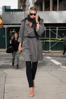 Maria Sharapova feet photo thumbnail