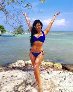 Maribel Guardia feet photo thumbnail