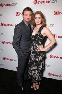 Amy Adams feet photo thumbnail