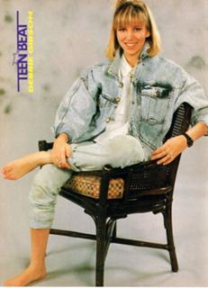 Debbie Gibson feet photo thumbnail