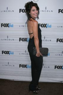 Lisa Edelstein feet photo thumbnail