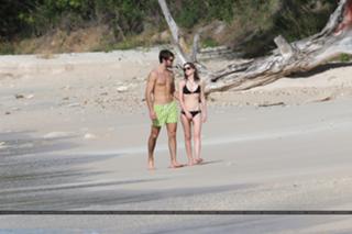 Emma Watson feet photo thumbnail