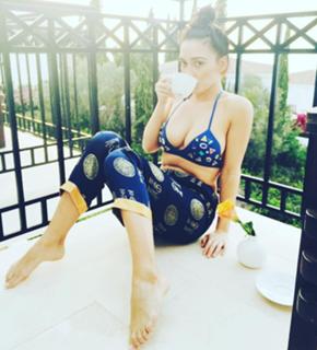 Olga Seryabkina feet photo thumbnail