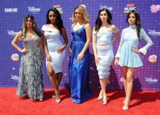 Camila Cabello feet photo thumbnail