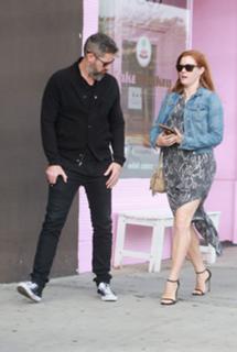 Amy Adams feet photo thumbnail