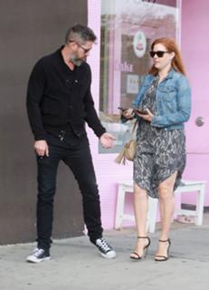 Amy Adams feet photo thumbnail