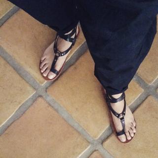 Emmanuelle Chriqui feet photo thumbnail