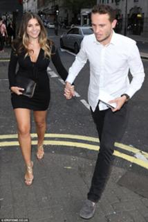 Imogen Thomas feet photo thumbnail