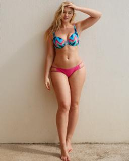 Iskra Lawrence feet photo thumbnail