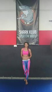 Karolina Kowalkiewicz feet photo thumbnail