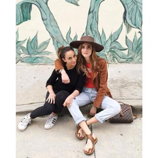 Chiara Ferragni feet photo thumbnail