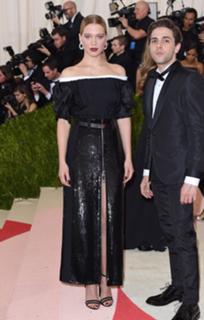 Léa Seydoux feet photo thumbnail