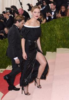 Léa Seydoux feet photo thumbnail