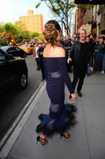 Kate Beckinsale feet photo thumbnail