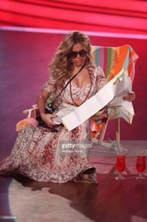 Sylvie Meis feet photo thumbnail