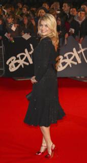 Holly Willoughby feet photo thumbnail