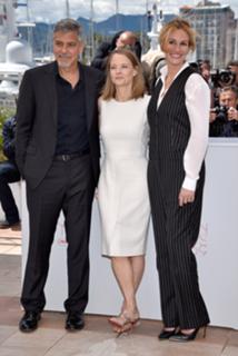 Jodie Foster feet photo thumbnail