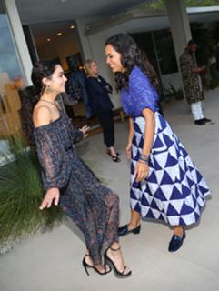Vanessa Hudgens feet photo thumbnail