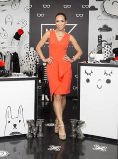 Myleene Klass feet photo thumbnail