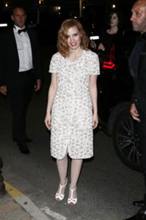 Jessica Chastain feet photo thumbnail