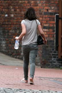 Helen Flanagan feet photo thumbnail