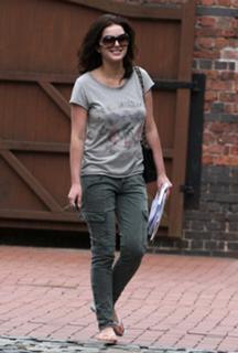 Helen Flanagan feet photo thumbnail