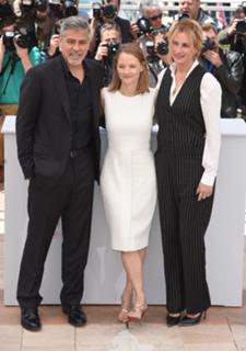 Jodie Foster feet photo thumbnail