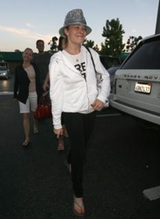 LeAnn Rimes feet photo thumbnail