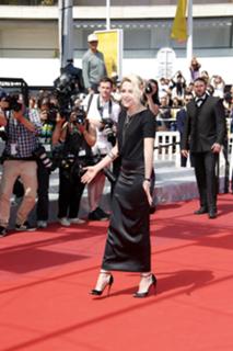 Kristen Stewart feet photo thumbnail