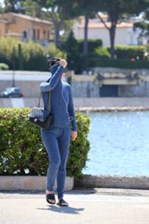 Katy Perry feet photo thumbnail