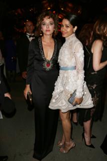 Freida Pinto feet photo thumbnail