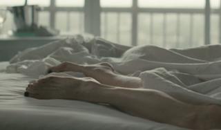 Dana Delany feet photo thumbnail