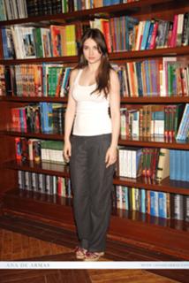 Ana de Armas feet photo thumbnail