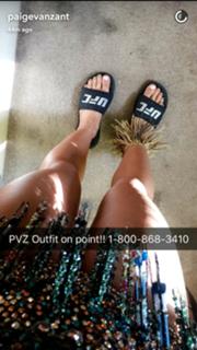Paige VanZant feet photo thumbnail